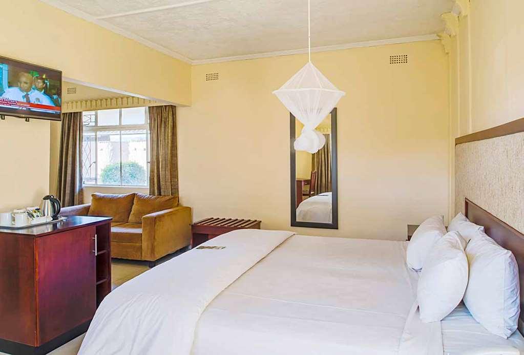Kadoma Hotel & Conference Centre Quarto foto