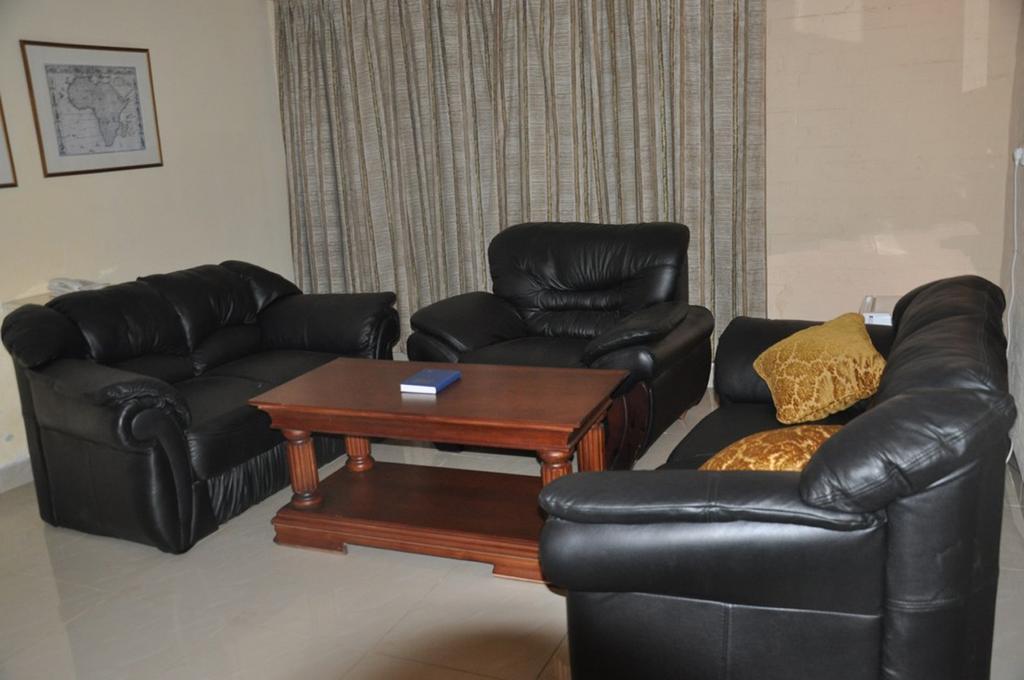 Kadoma Hotel & Conference Centre Quarto foto